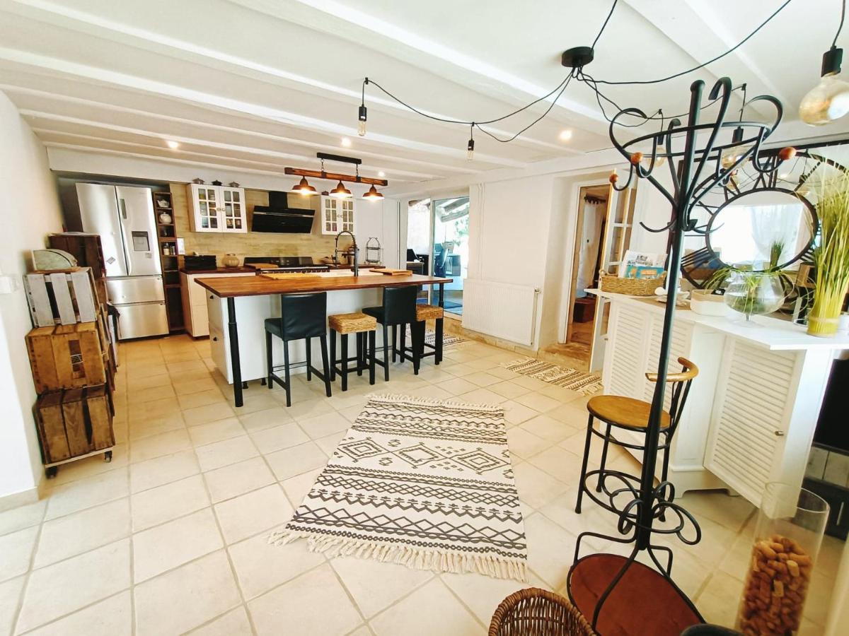 Gite 3 Etoiles Avec Spa, 2 Chambres Le Logis De Pearl Salles-sur-Mer Eksteriør billede